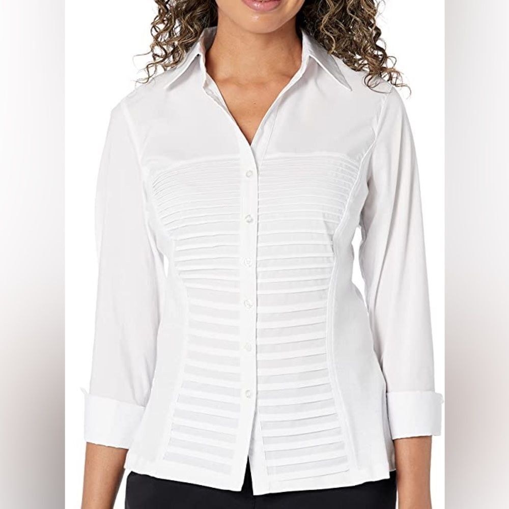 Zac and Rachel white button down shirt size M